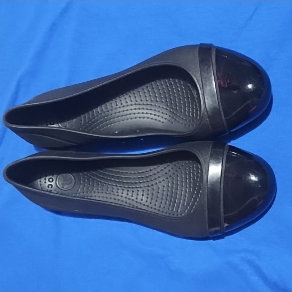 Crocs Black Rubber glossy toe Slip On Ballet Flats Cap Toe Pump Casual W…
